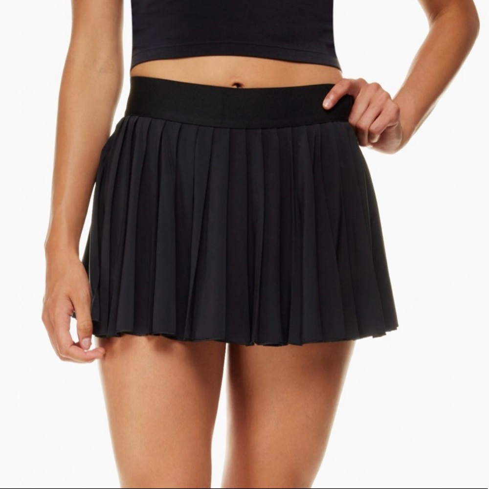 ARITZIA TNA Tennis Micro Skirt